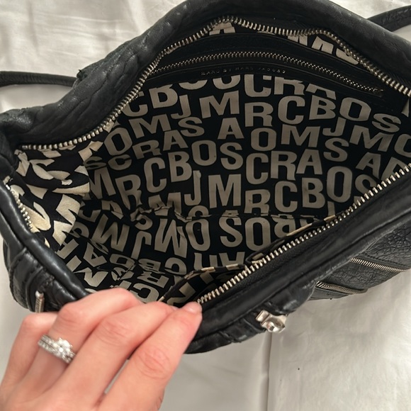 Marc by Marc Jacobs crossbody zipper bag - Picture 2 of 4